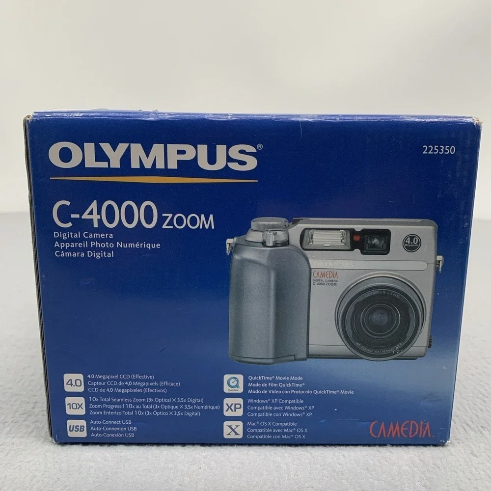 Olympus Camedia C-4000 4MP Digital Camera w/3x Optical Zoom Lots of Extras